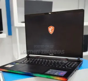 New Laptop MSI Raider GE76 12UGS 16GB Intel Core I9 SSD 1T