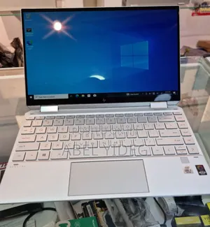New Laptop HP Spectre X360 16GB Intel Core I7 SSD 1T