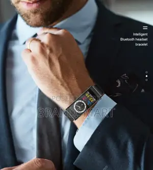 Smart Watch and Bluetooth Earphones (ስማርት ሰዓትም ኤርፖድስም የሚሆን )