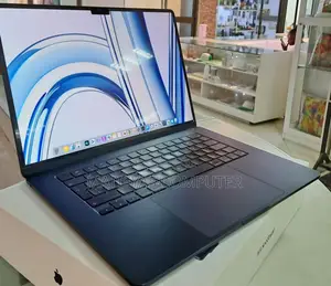 New Laptop Apple MacBook Air 2023 M2 8GB Apple M2 SSD 512GB