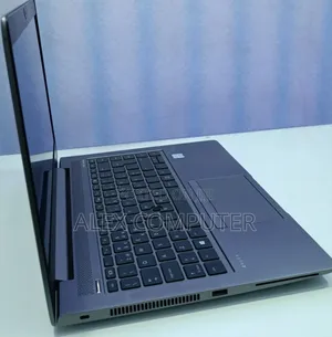 New Laptop HP ZBook Studio 8GB Intel Core I7 SSD 256GB