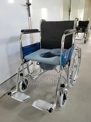 Wheelchair With a Toilet፪no Wheelchair፩≠ Wheelchair፮μ ዊልቼር