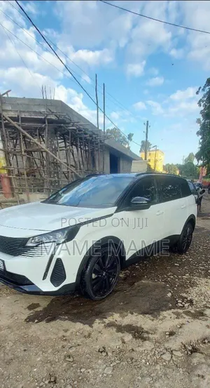 New Peugeot 5008 2021 White