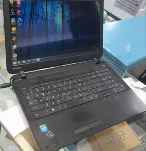 Laptop Toshiba Satellite C55 4GB Intel Celeron HDD 500GB