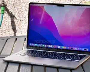New Laptop Apple MacBook Air 2022 M2 8GB Apple M2 SSD 256GB
