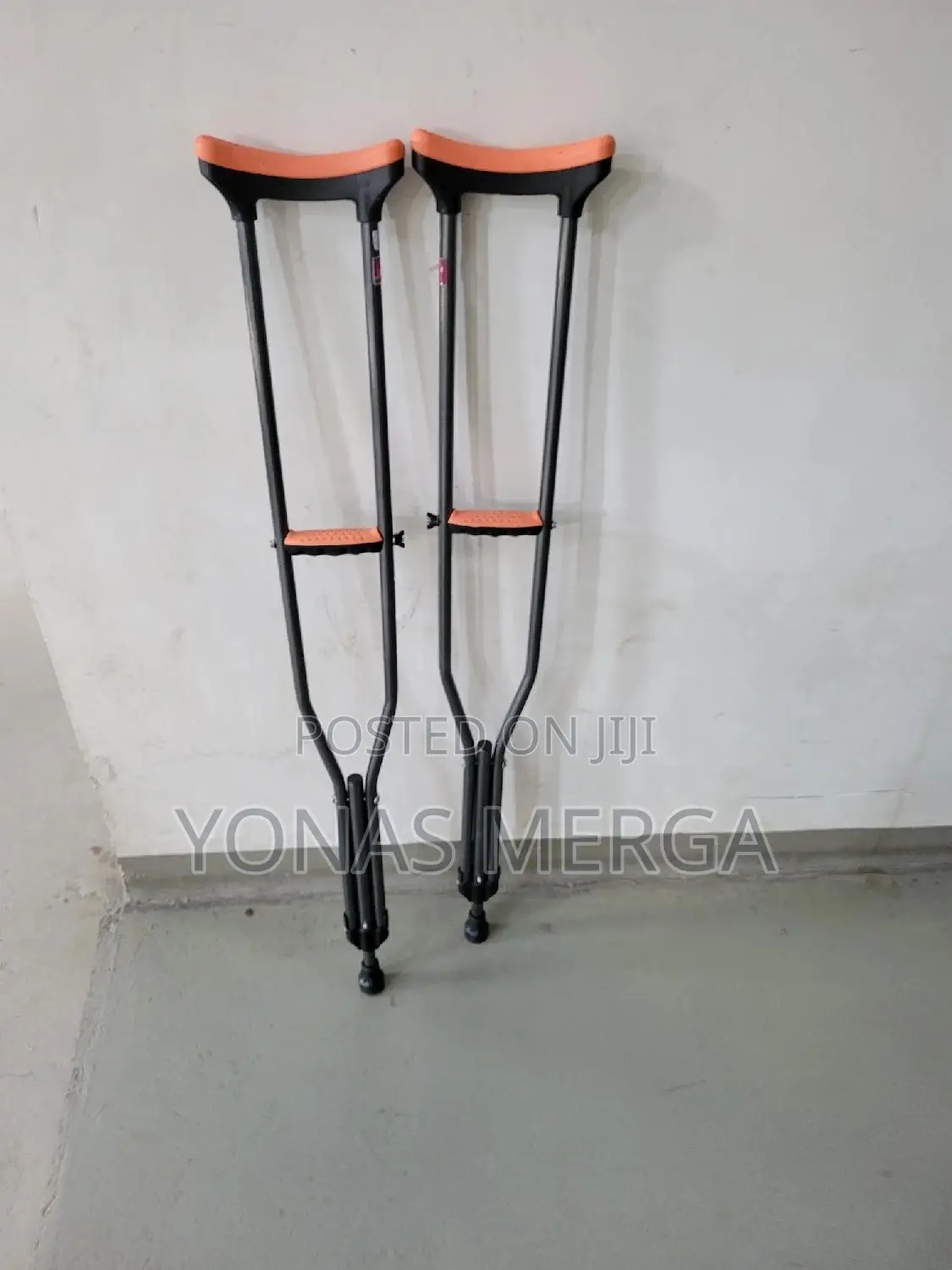 Auxiliary Bilateral Crutches ፶{}Crutches፪₴Cranch፻=Crutches
