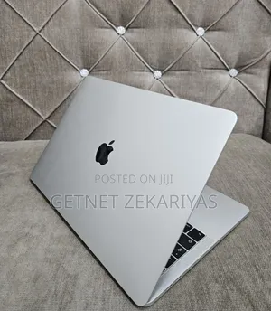 New Laptop Apple MacBook Pro 2017 16GB Intel Core I7 SSD 512GB