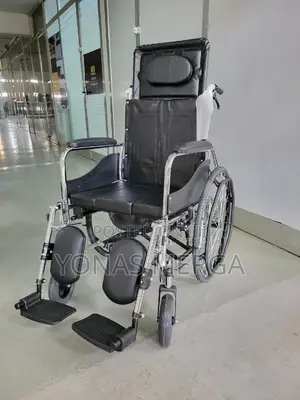 Adjustable Headrest Position, Saving Space Wheelchair\ዊልቼር