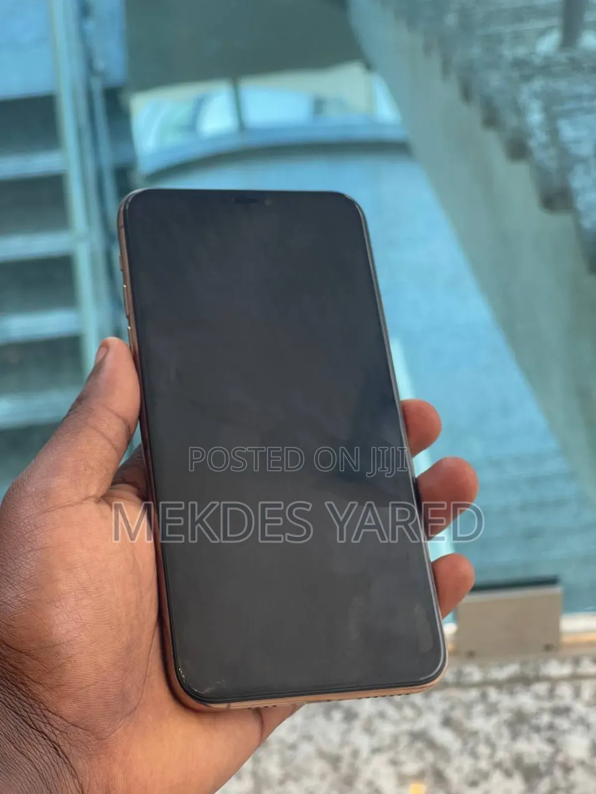 New Apple iPhone 11 Pro Max 256 GB Gold