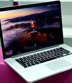 New Laptop Apple MacBook Pro 2017 8GB Intel Core I5 SSD 512GB