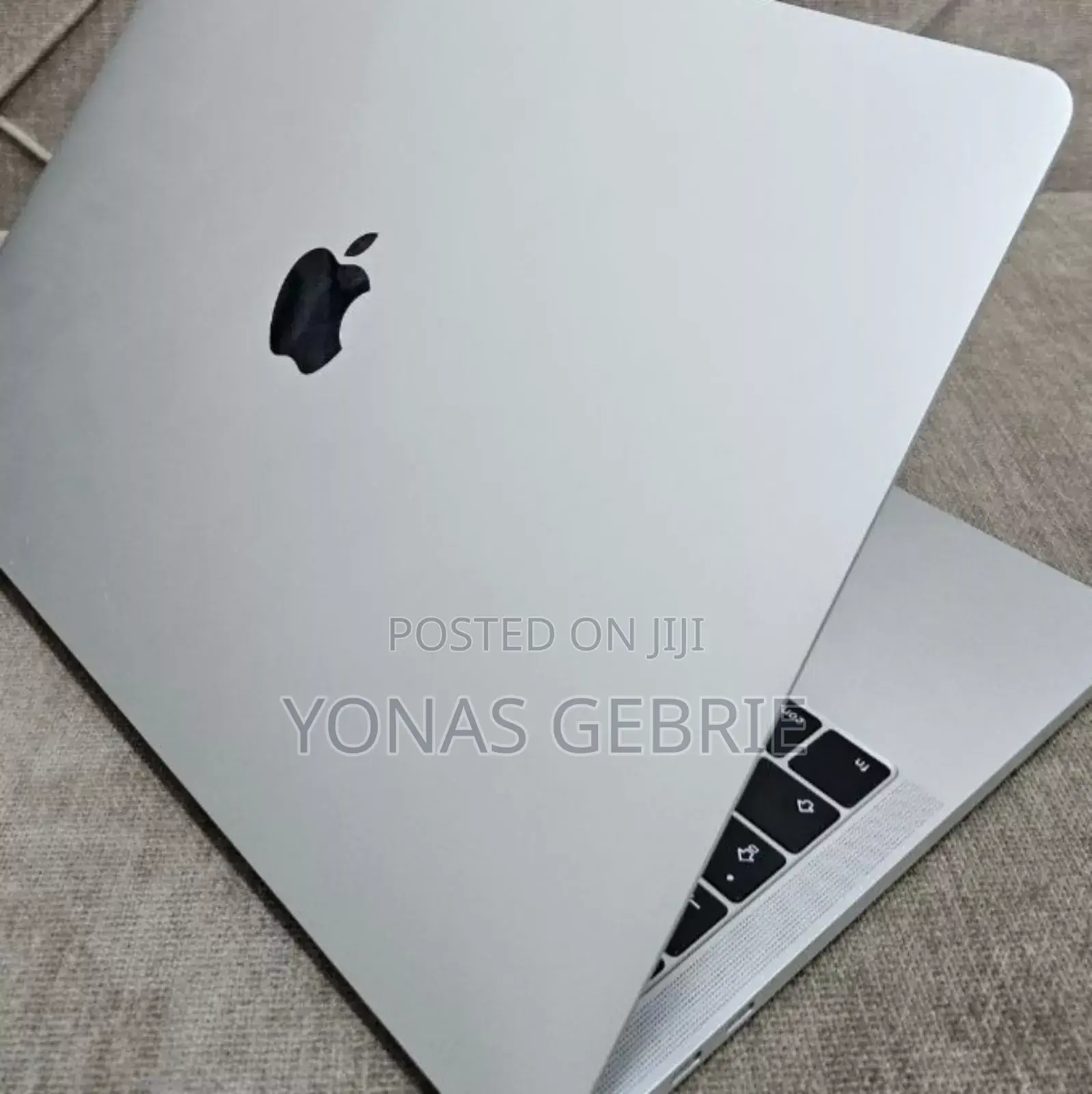 New Laptop Apple MacBook Pro 2017 16GB Intel Core i7 SSD 512GB