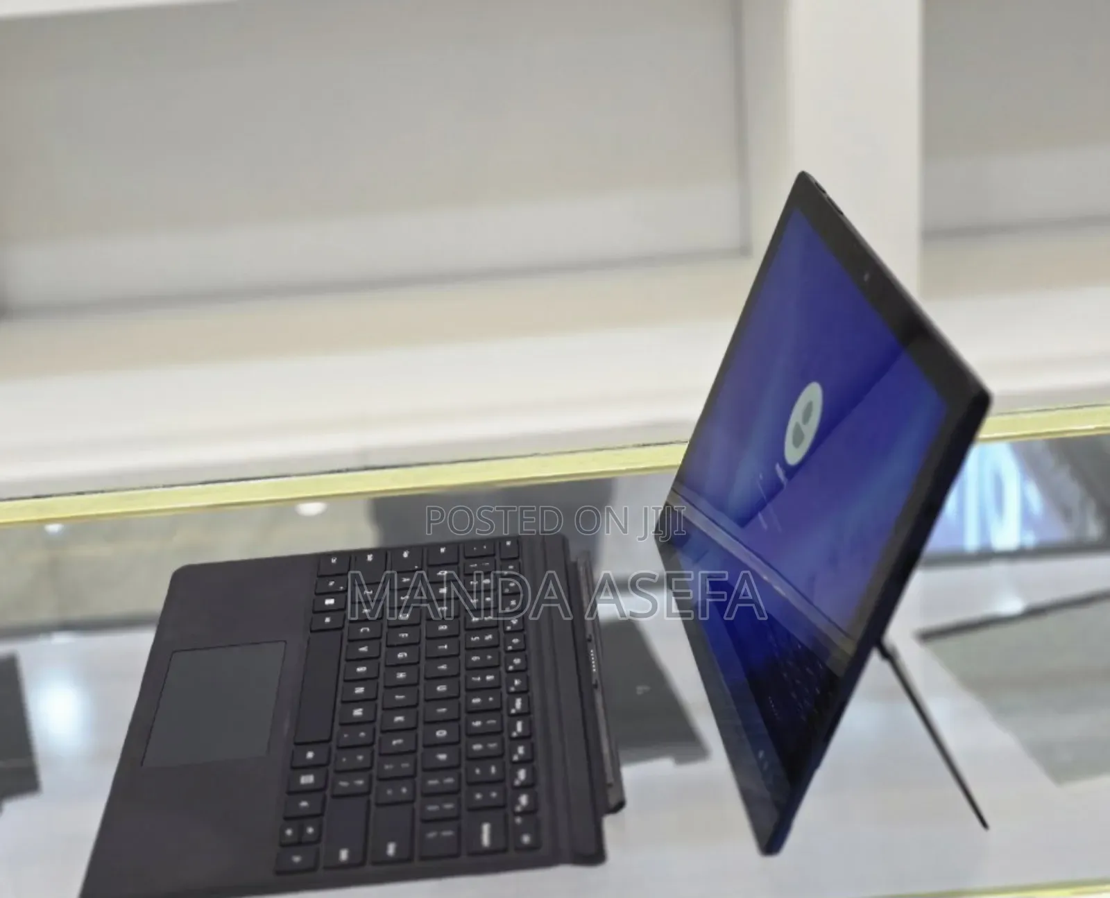 New Laptop Microsoft Surface Pro 7 16GB Intel Core I7 SSD 256GB