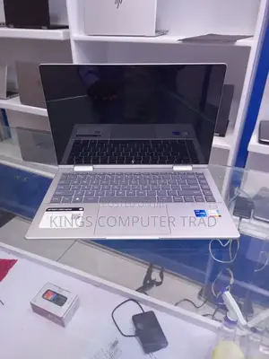 New Laptop HP Envy X360 8GB Intel Core I7 SSD 512GB
