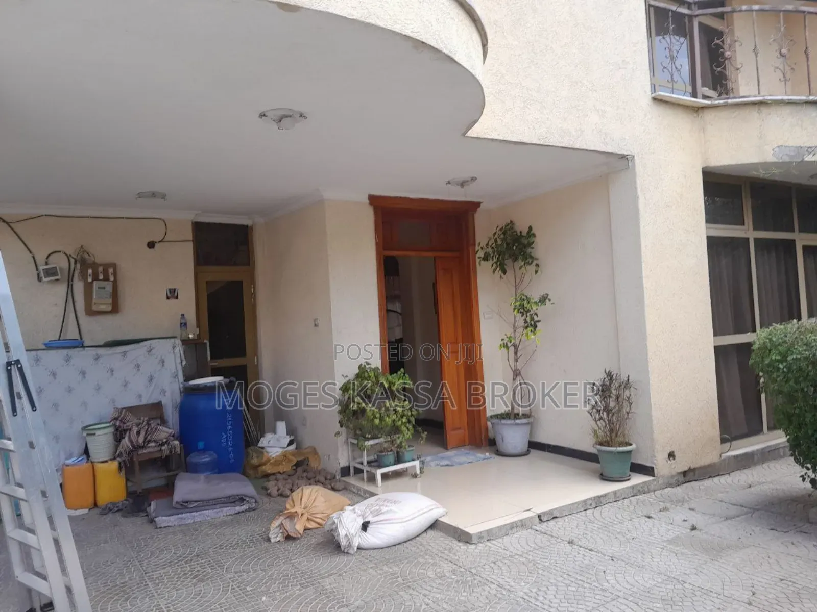Furnished 5bdrm House in አያት ሰን ሻይን ሪል እስቴት, Yeka for sale