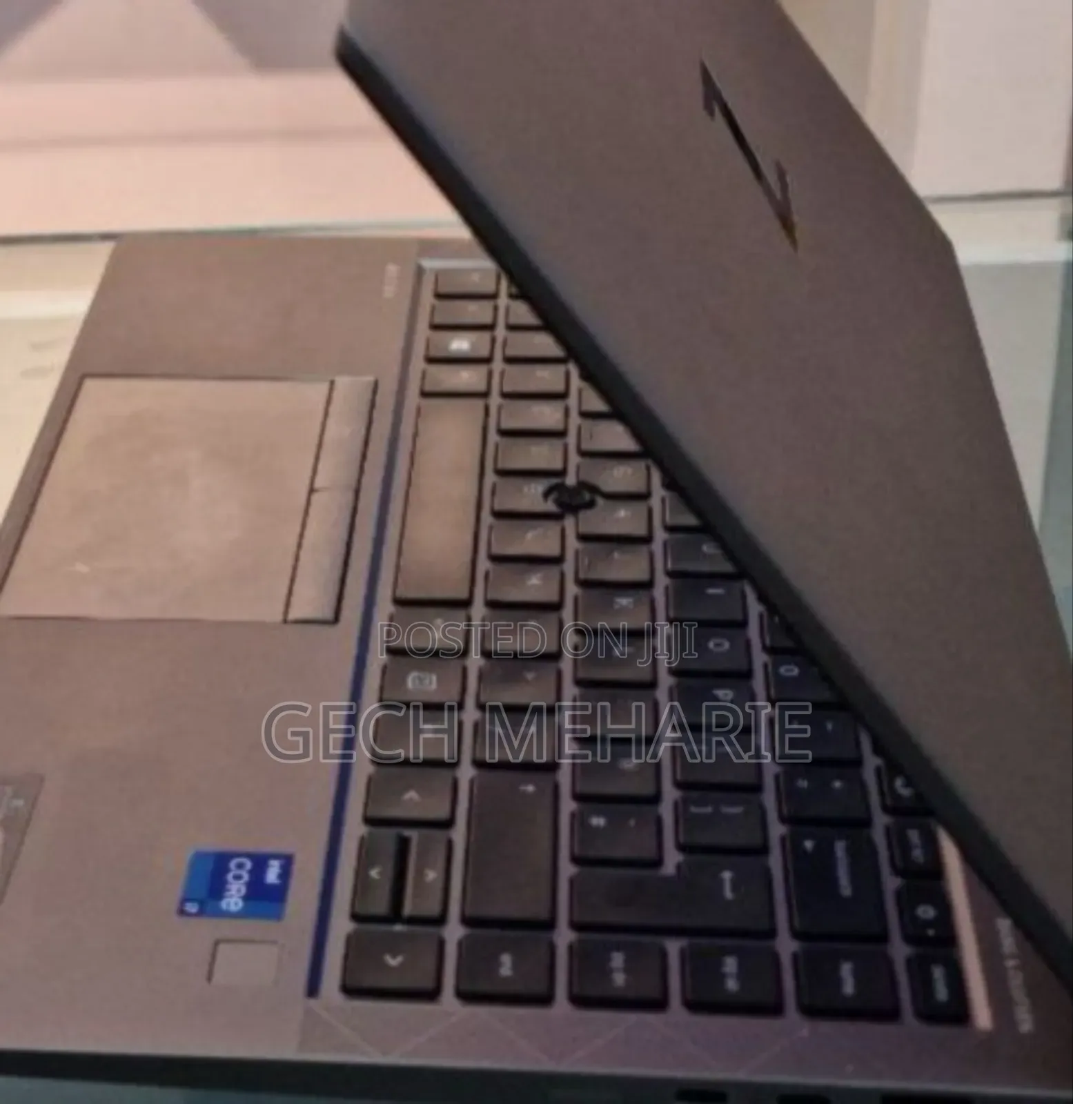 New Laptop HP ZBook Firefly G8 16GB Intel Core I7 SSD 512GB