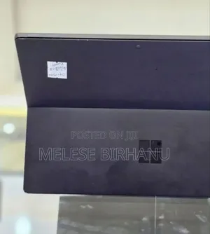 New Laptop Microsoft Surface Pro 7 16GB Intel Core I7 SSD 256GB