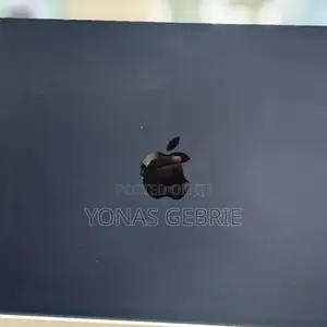 New Laptop Apple MacBook Air 2022 M2 8GB Apple M2 SSD 256GB