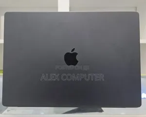 New Laptop Apple MacBook Air 2024 M3 15-Inch 18GB Apple M3 SSD 512GB