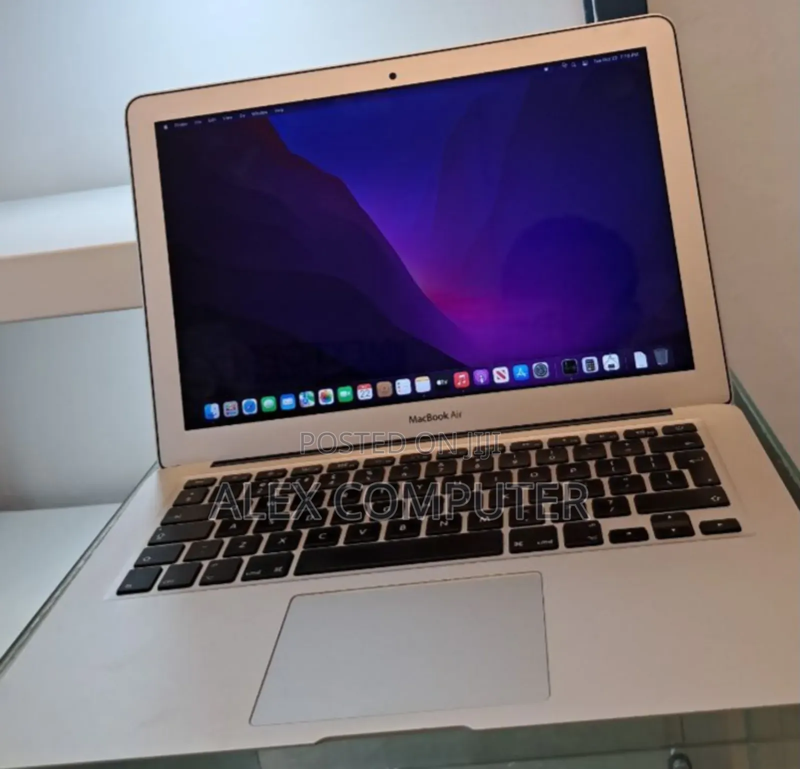 New Laptop Apple MacBook Air 2017 8GB Intel Core I5 SSD 256GB