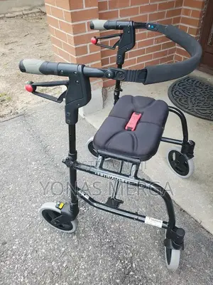 MOST COMFORTABLE WALKER With Seat/Padded Seat Cushion/Easy