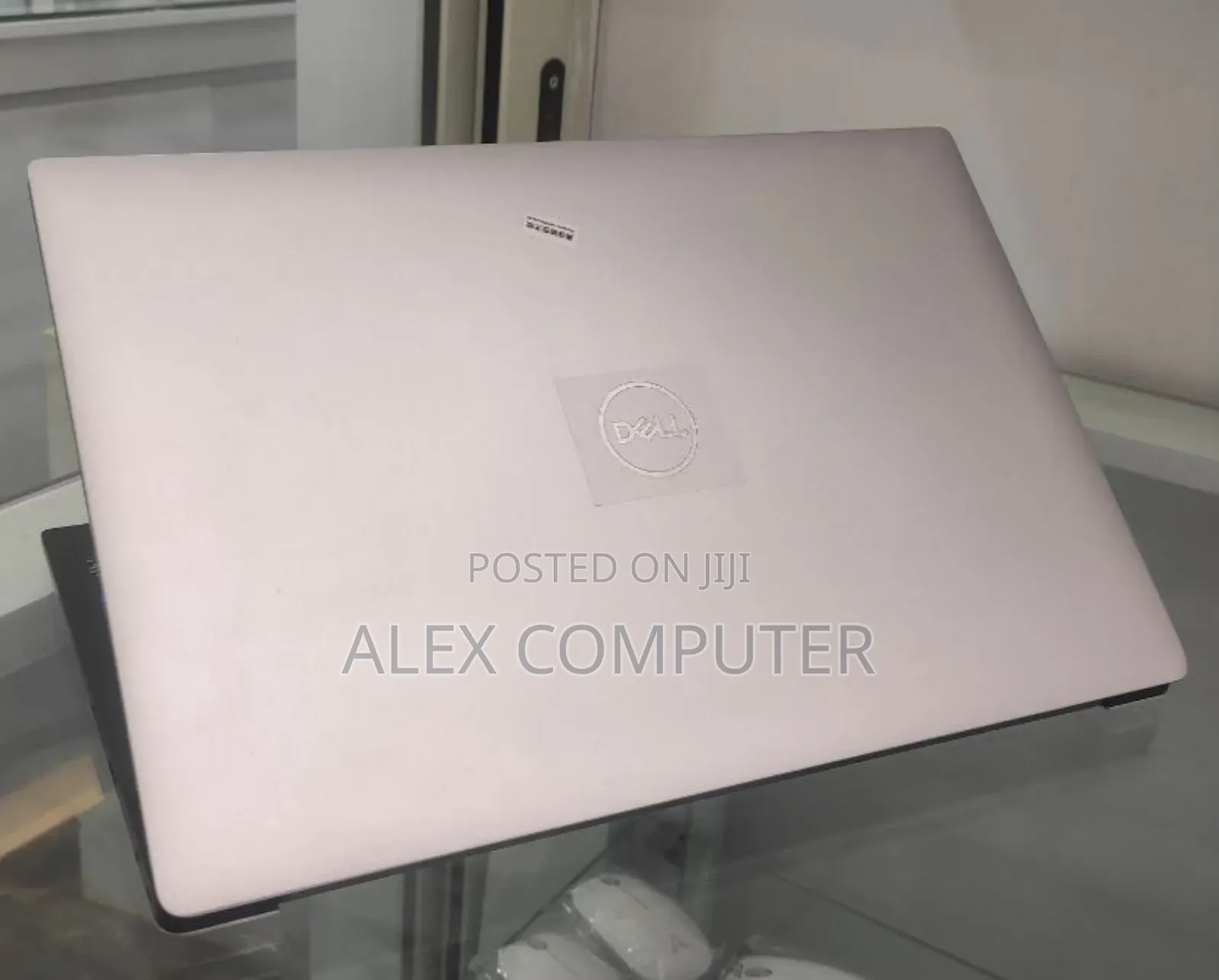 New Laptop Dell XPS 15 16GB Intel Core I7 SSD 512GB