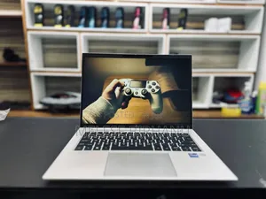 New Laptop HP EliteBook 860 G10 16GB Intel Core I7 SSD 512GB