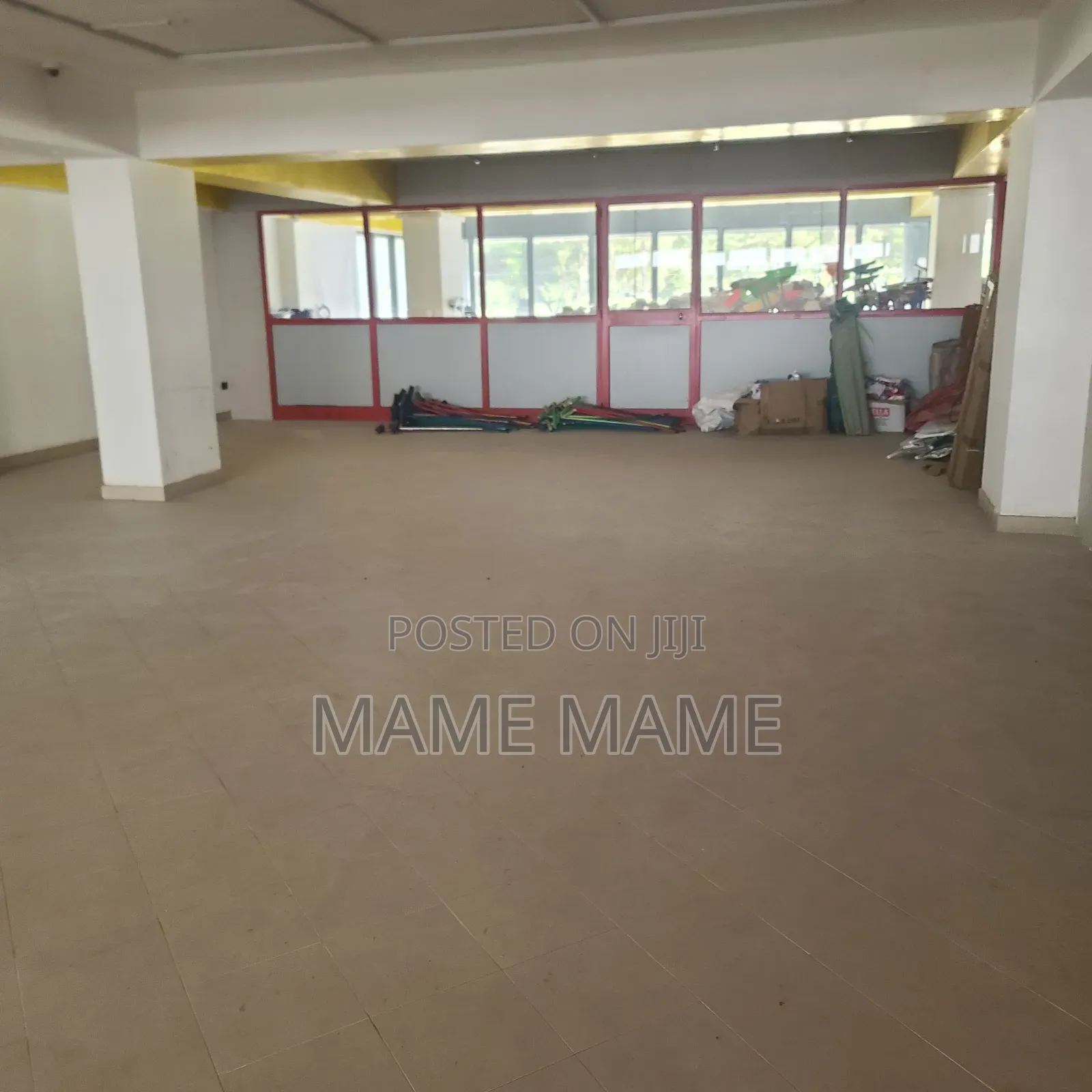 Showroom for Rent