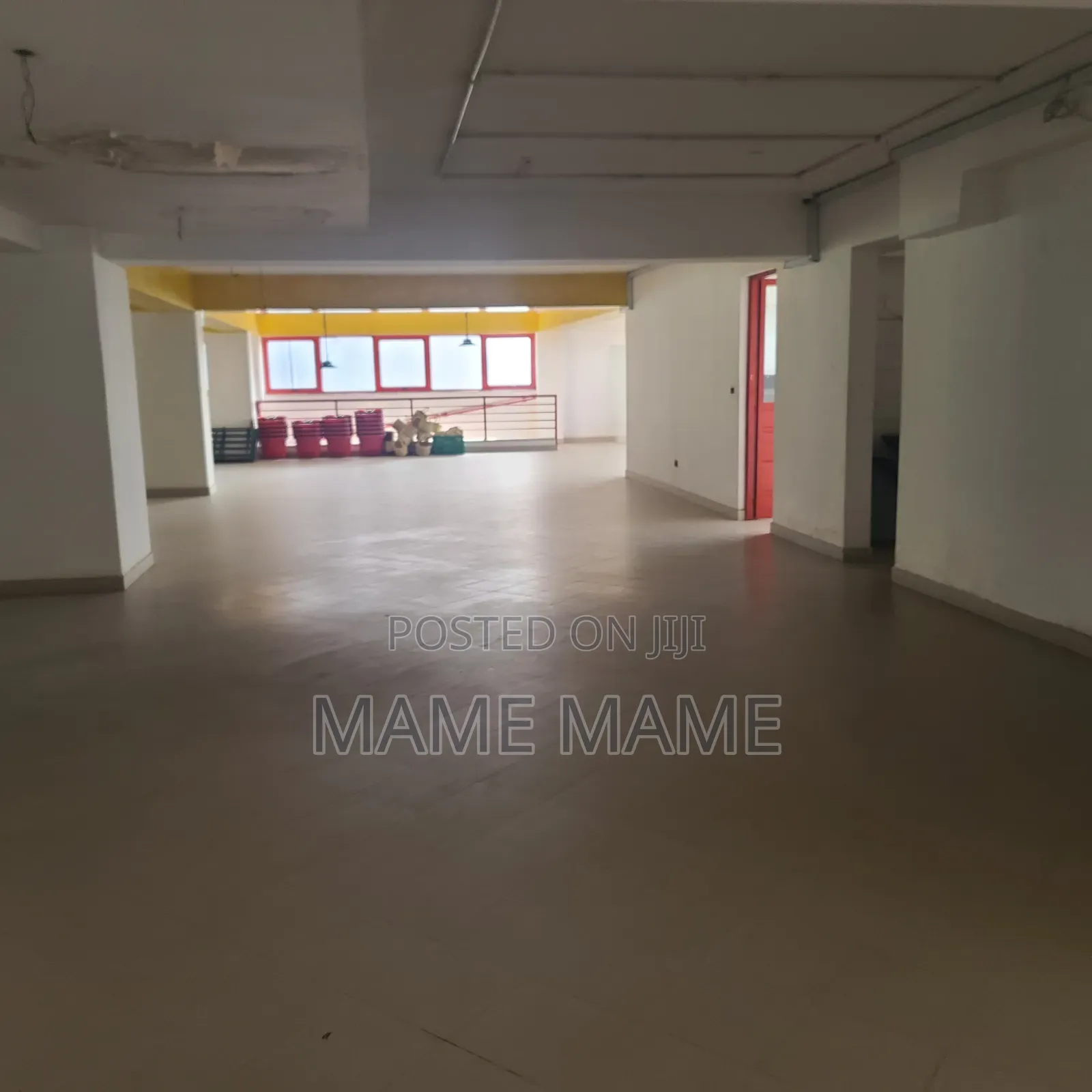 Showroom for Rent