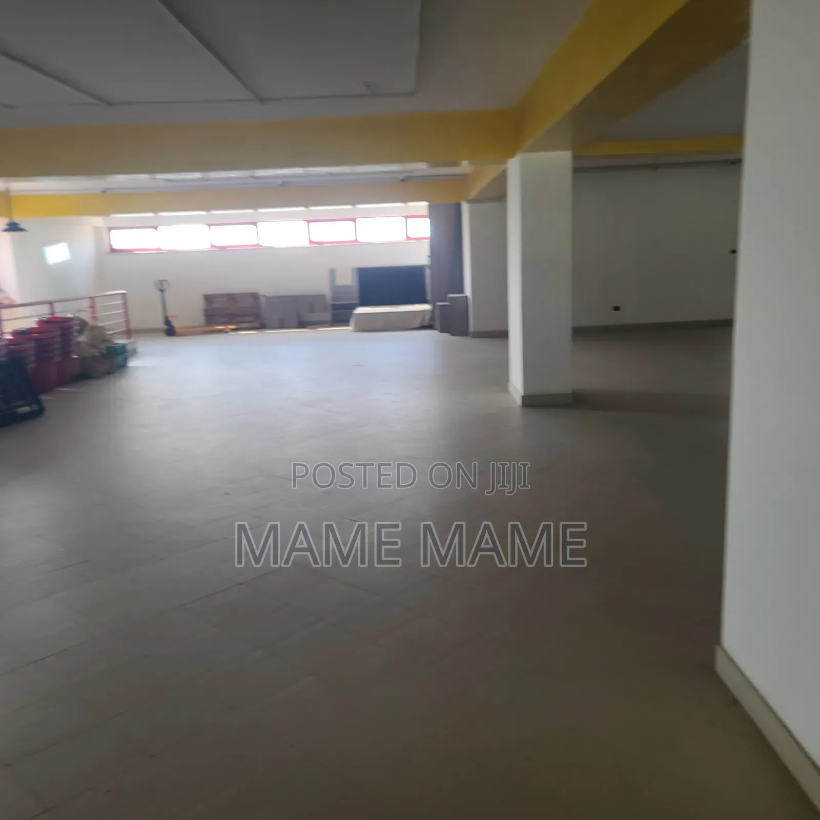 Showroom for Rent