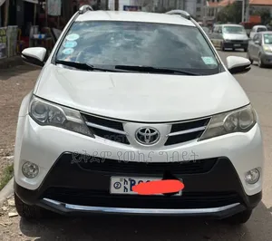Toyota RAV4 2015 White