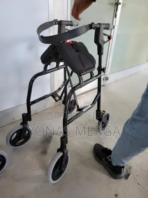 Walker/Centre-Folding 4 Wheeled Rollator/Easy, One Hand Push
