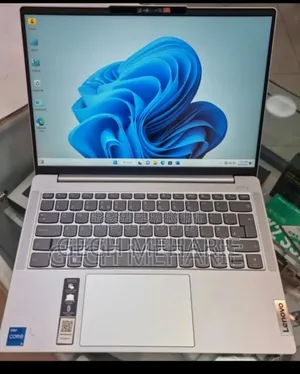 New Laptop Lenovo Ideapad 3 16GB Intel Core i5 SSD 1T