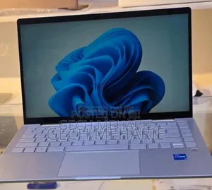 New Laptop HP Pavilion x360 8GB Intel Core i5 SSD 512GB