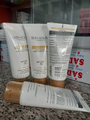 Skin Aqua Moisturizing Serum