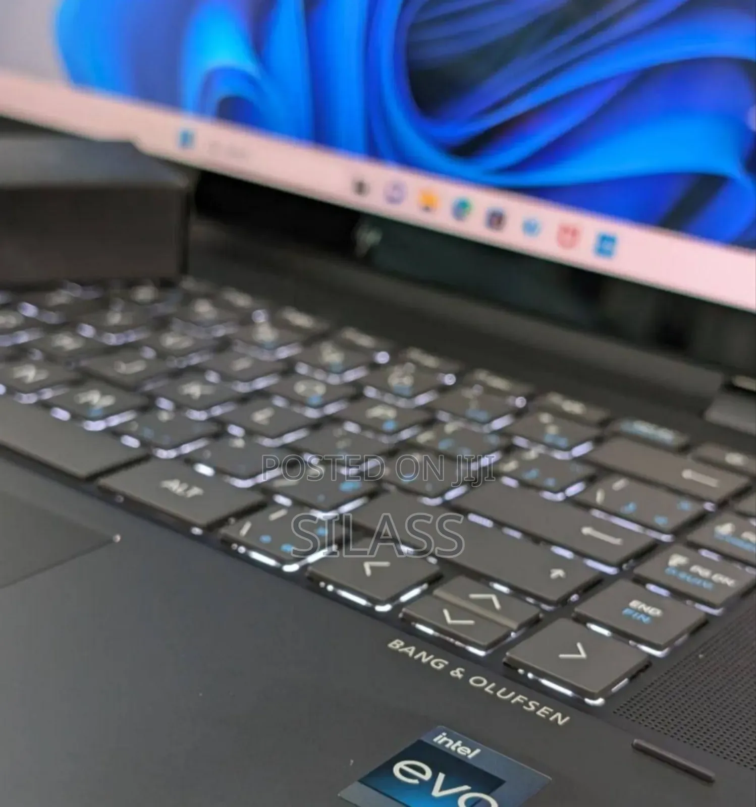 New Laptop HP Envy X360 16GB Intel Core I7 SSD 512GB