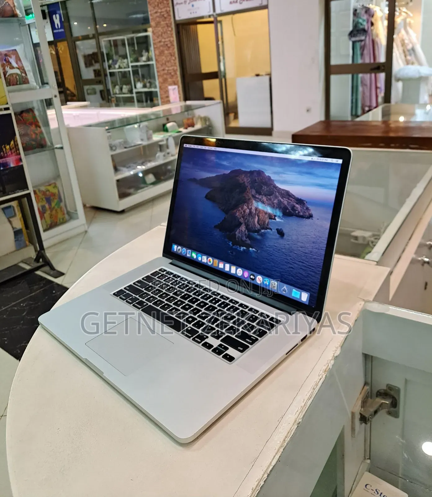 New Laptop Apple MacBook Pro 2013 16GB Intel Core I7 SSD 256GB