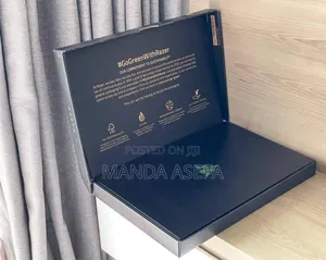 New Laptop Razer Blade 32GB Intel Core I9 SSD 2T
