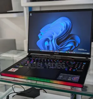 New Laptop MSI Raider GE76 12UGS 32GB Intel Core I9 SSD 1T