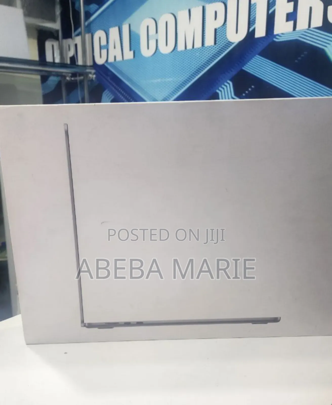 New Laptop Apple MacBook Air 2024 M3 15-Inch 8GB Apple M3 SSD 256GB