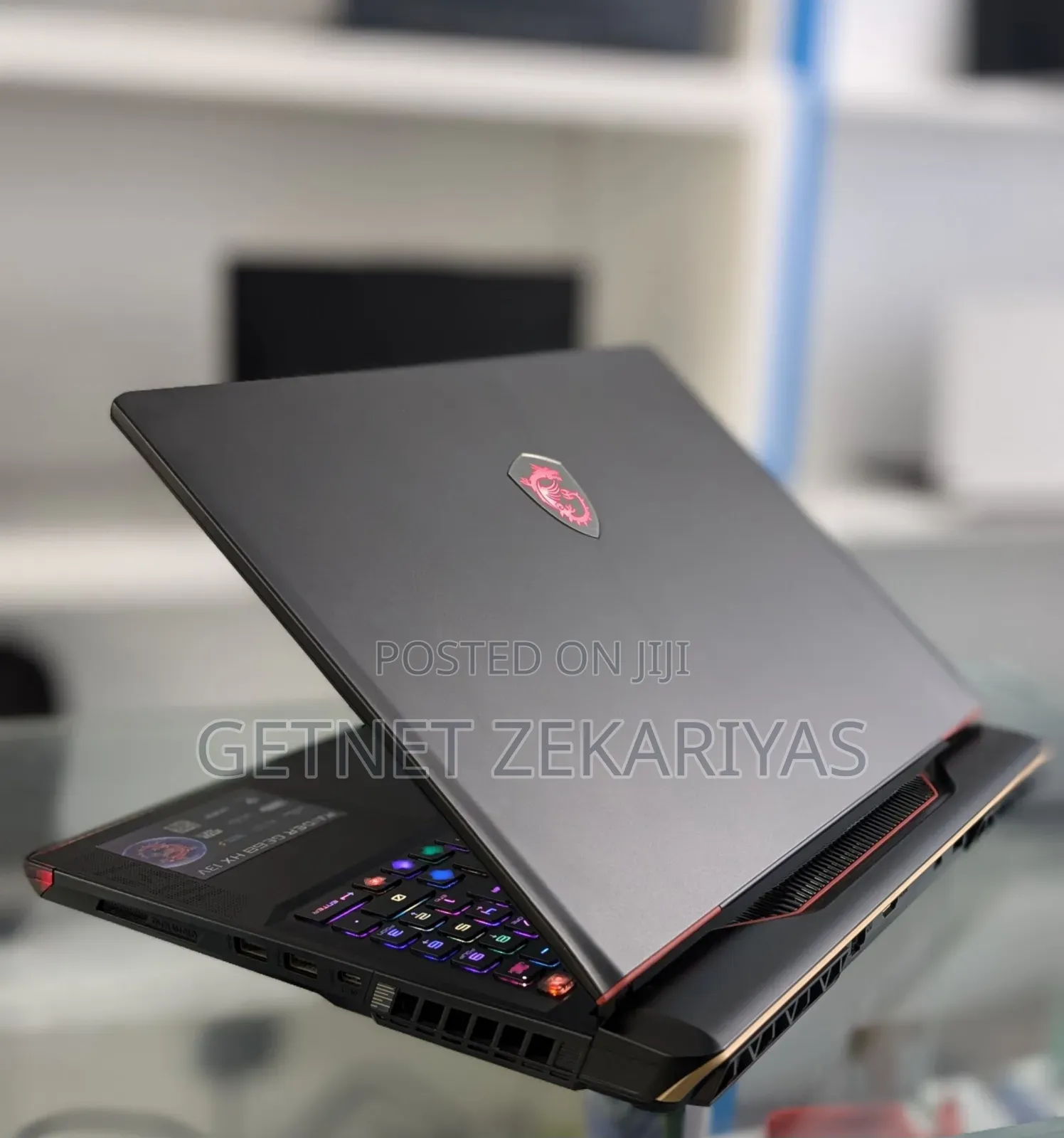 New Laptop MSI Raider GE76 12UGS 32GB Intel Core I9 SSD 1T
