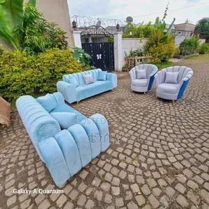 Amini Sofa