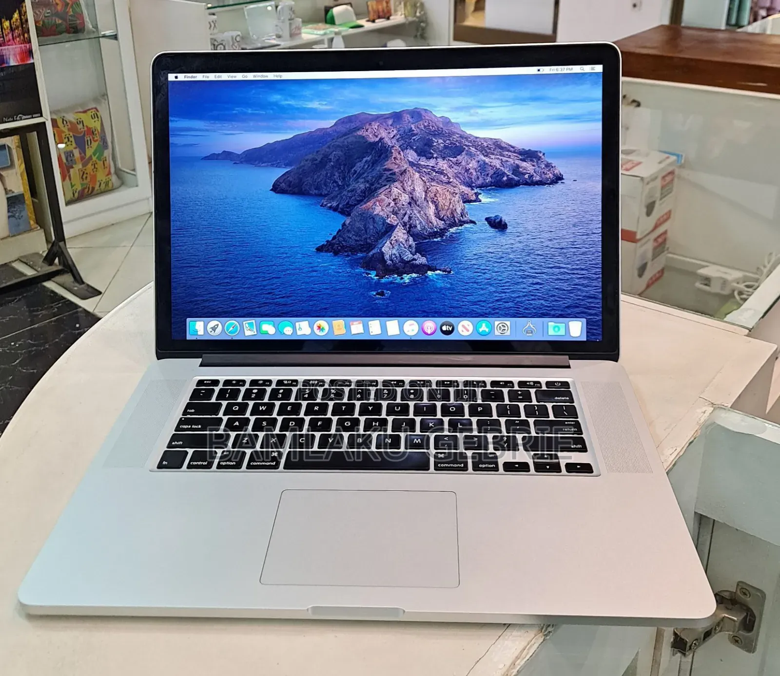 New Laptop Apple MacBook Pro 2013 16GB Intel Core I7 SSD 256GB