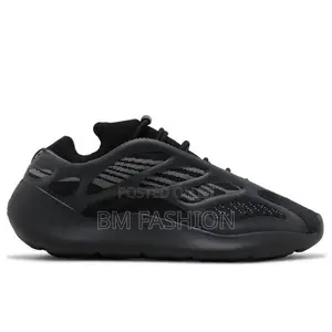 Adidas Yeezy 700 V3