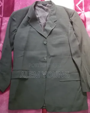 ኦሪጂናል የወንድ ኮትና ሱሬ ልብስ