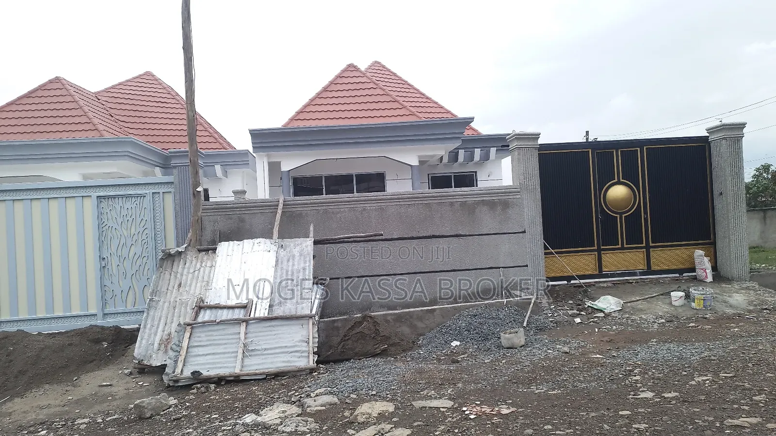 Furnished 3bdrm Villa in ሰሚት ሲኤም ሲ ፍየል ቤት, Yeka for sale