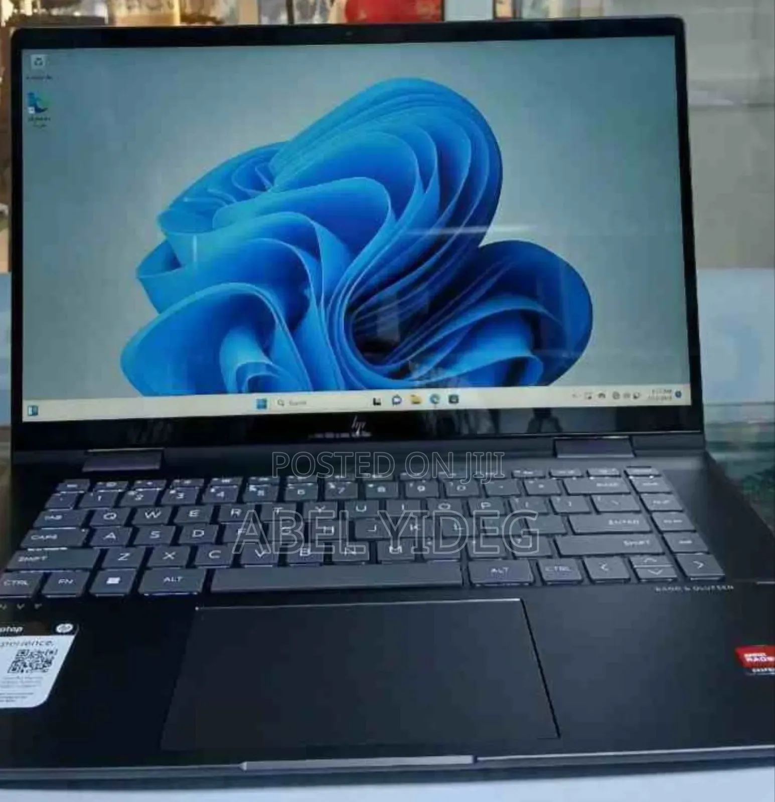 New Laptop HP Envy X360 8GB AMD Ryzen 5 SSD 512GB