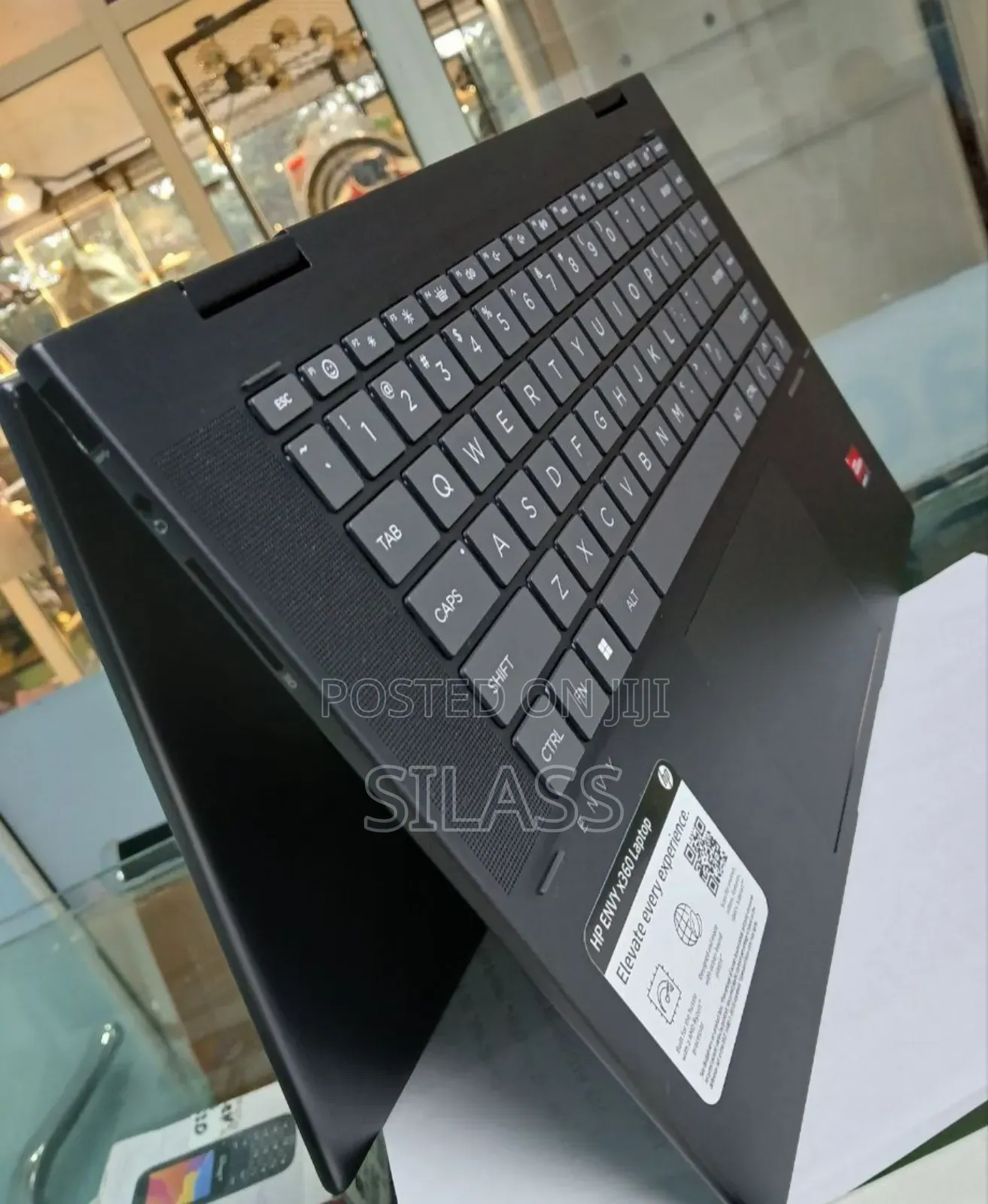 New Laptop HP Envy X360 8GB Intel Core I7 SSD 512GB