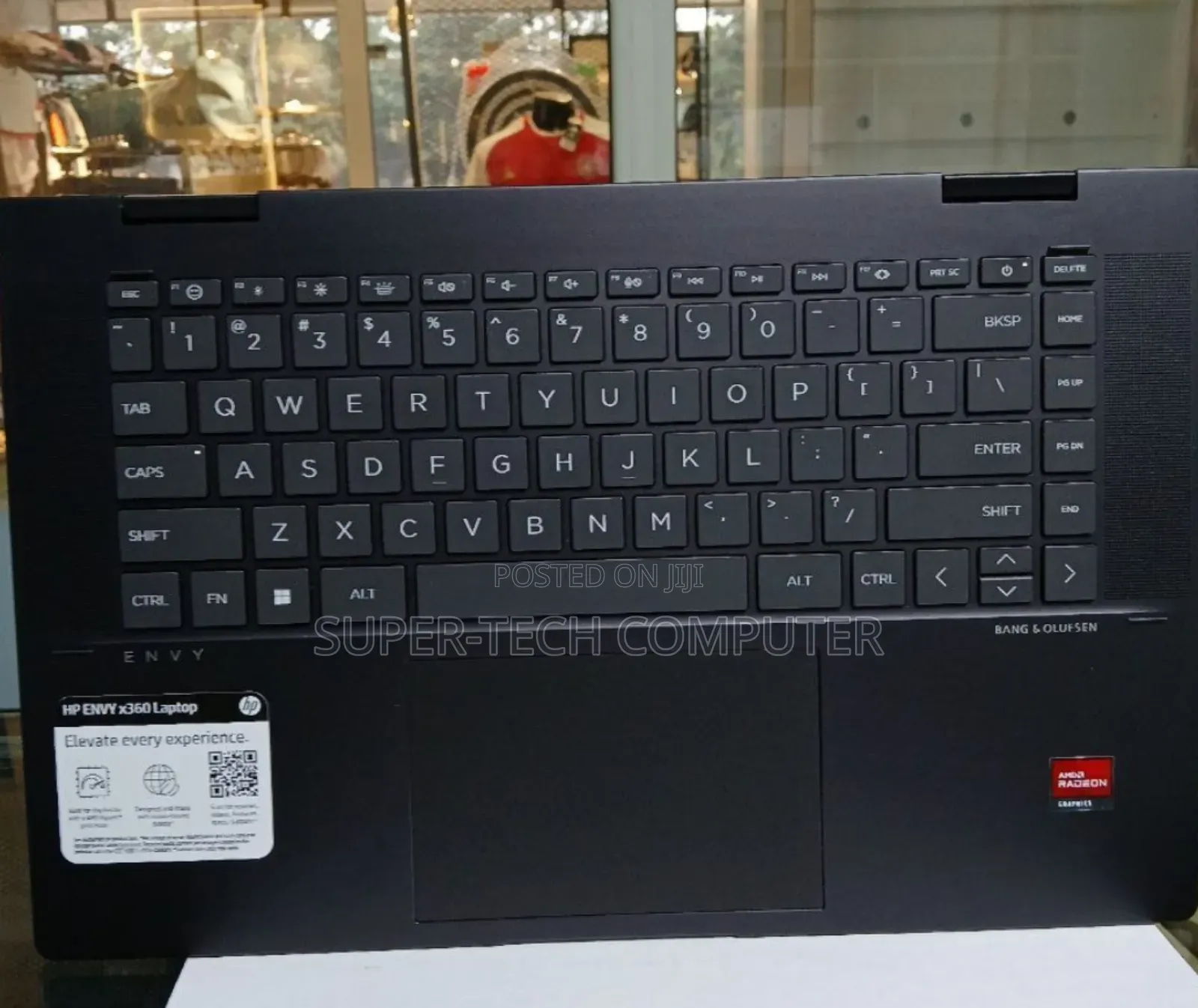 New Laptop HP Envy X360 8GB AMD Ryzen 5 SSD 512GB