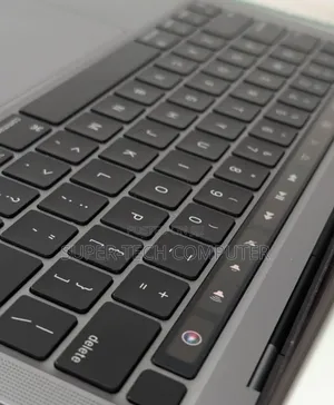 New Laptop Apple MacBook Pro 2020 M1 8GB Apple M1 SSD 512GB