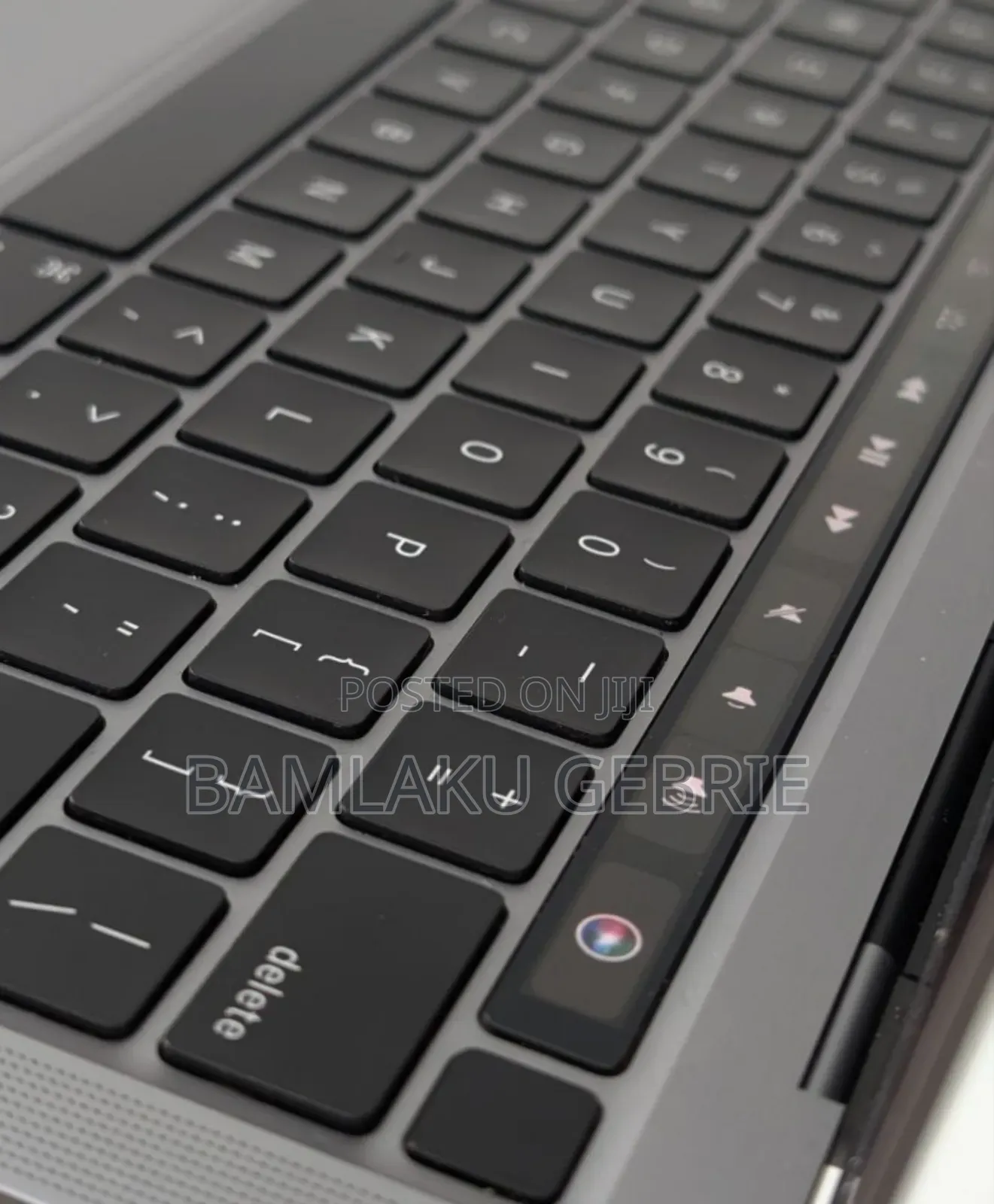 New Laptop Apple MacBook Pro M1 8GB Apple M1 Pro SSD 512GB